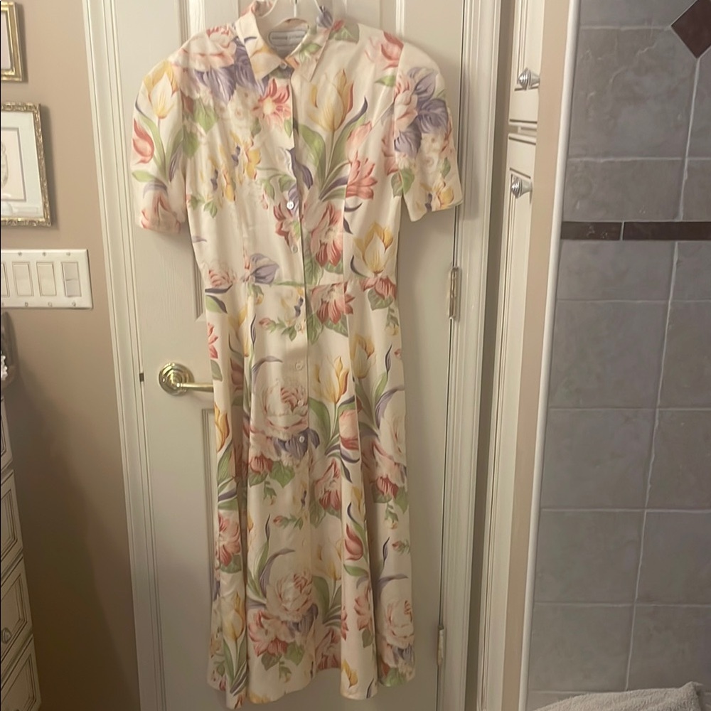 Adrienne Vittadini Long Floral Silk Dress with Tags  Never worn